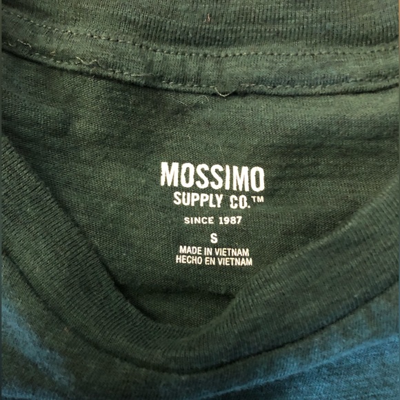 Bundle of 3 Mossimo Small T-Shirts. Grey, Blue & Green - Picture 6 of 7